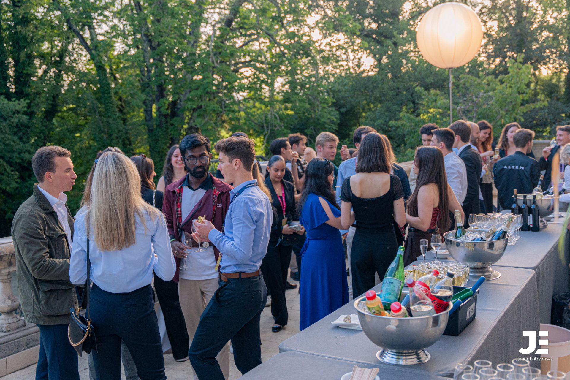 Cocktail partenaires du Congrès National des Junior-Entreprises (CNJE) avec l'équipe Junior CGY